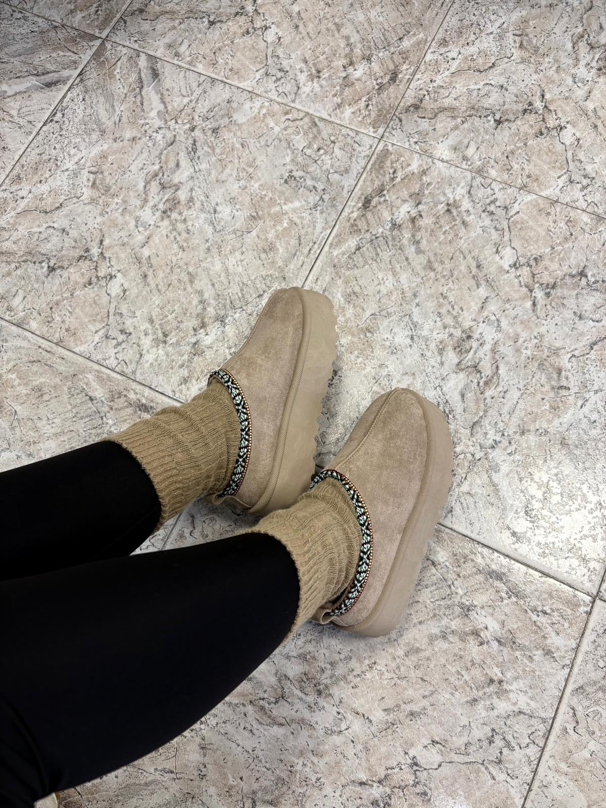 Botín osito beig  🧸